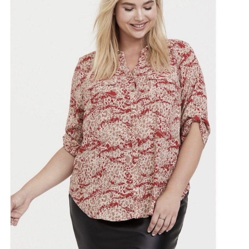 Torrid Harper Red Georgette Animal Print 3/4 Sleeve Button Blouse‎ Size 2X